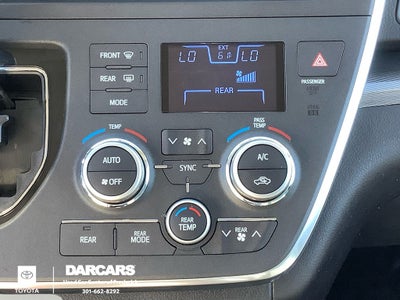 2016 Toyota Sienna SE Premium 8 Passenger