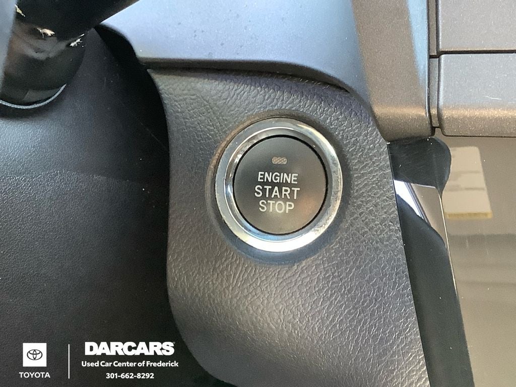 2016 Toyota Sienna SE Premium 8 Passenger