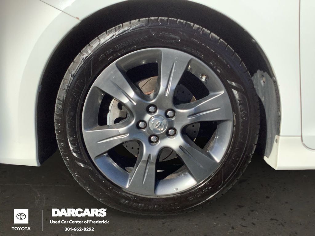 2016 Toyota Sienna SE Premium 8 Passenger