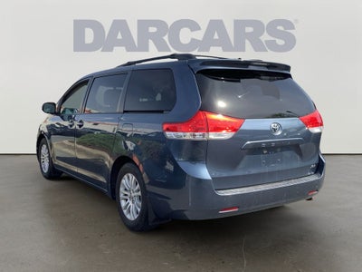 2013 Toyota Sienna XLE 8 Passenger