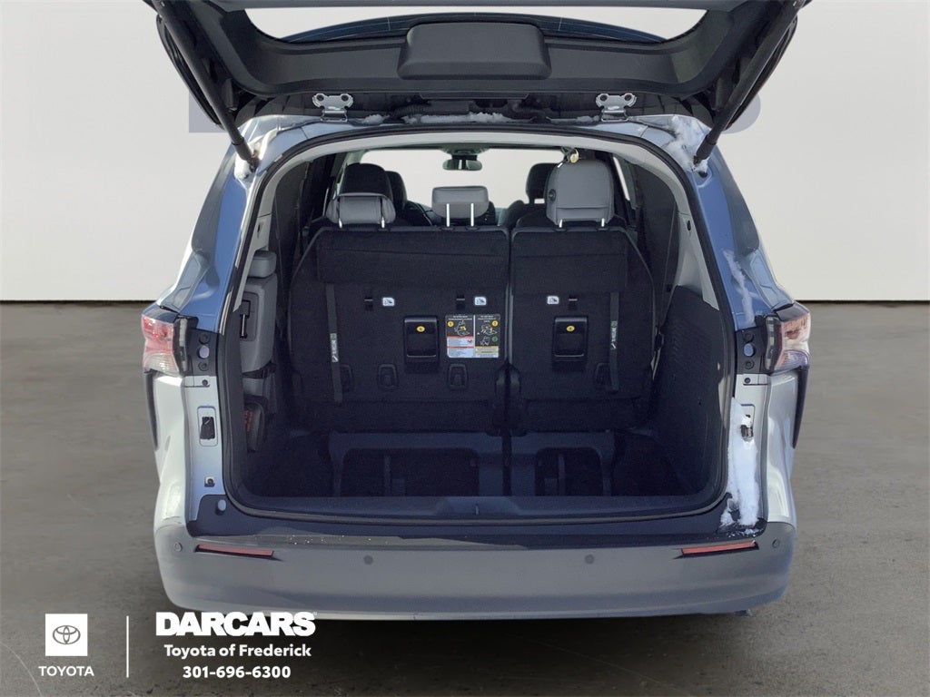 2024 Toyota Sienna XLE