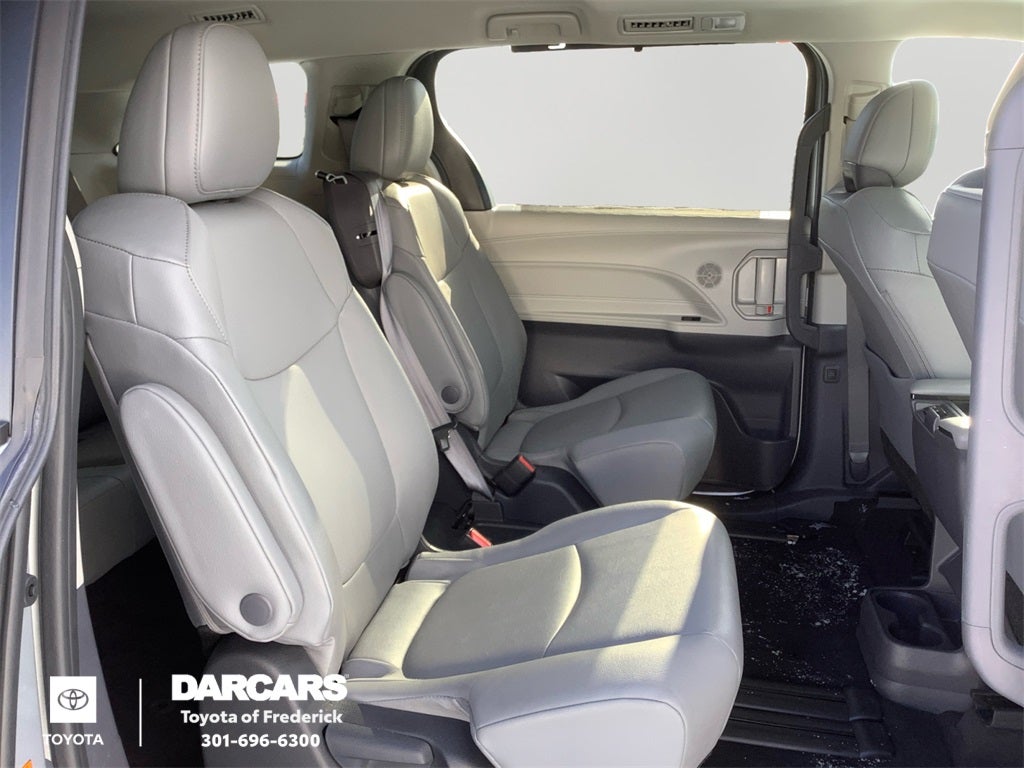 2024 Toyota Sienna XLE