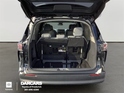 2024 Toyota Sienna XLE 8 Passenger