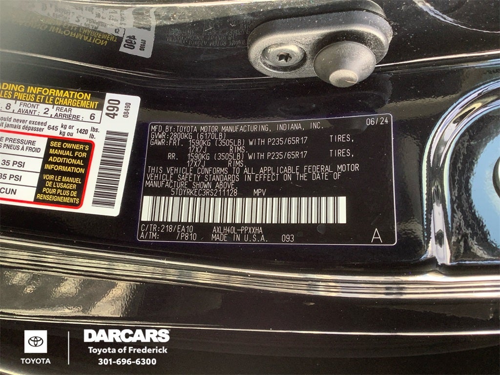 2024 Toyota Sienna XLE 8 Passenger