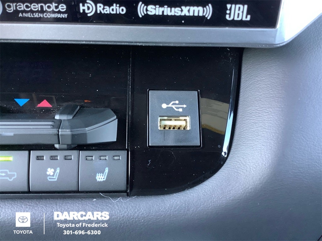 2022 Toyota Tundra Platinum