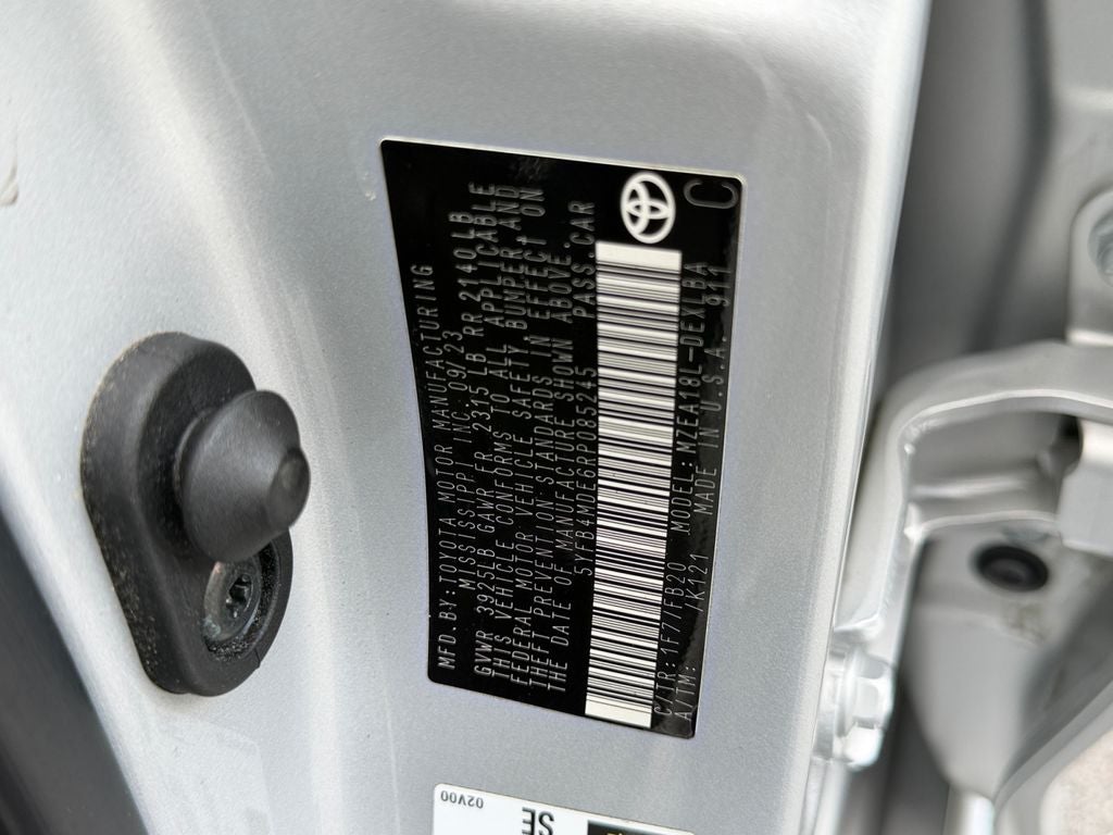 2024 Toyota Corolla LE