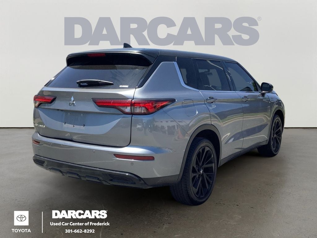 2022 Mitsubishi Outlander Black Edition