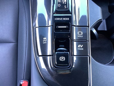 2026 Toyota Crown Signia Limited