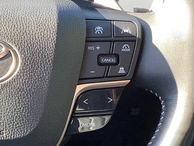 2025 Toyota Crown Signia Limited