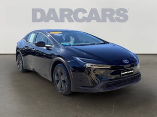 2025 Toyota Prius LE