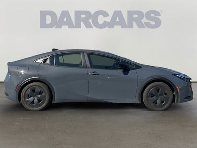 2026 Toyota Prius Plug-In Hybrid SE