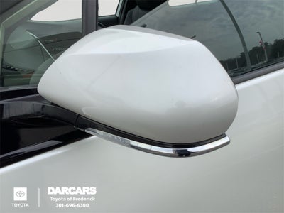 2019 Toyota Prius XLE