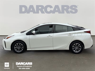 2019 Toyota Prius XLE