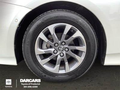 2019 Toyota Prius XLE