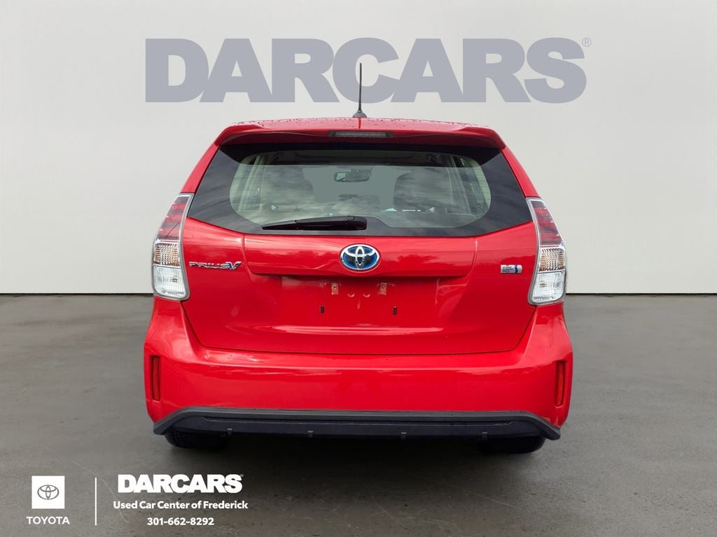 2015 Toyota Prius v Two