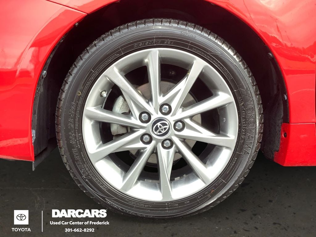 2015 Toyota Prius v Two