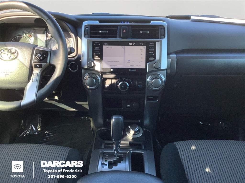 2024 Toyota 4Runner W/3rd row seat SR5