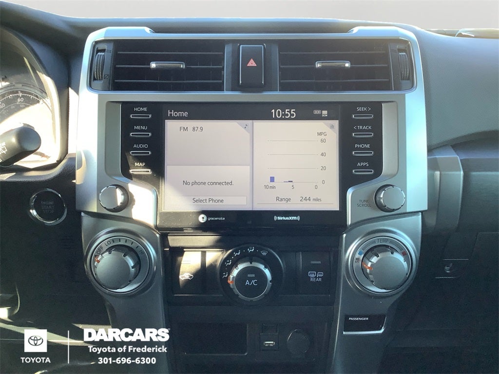 2024 Toyota 4Runner W/3rd row seat SR5