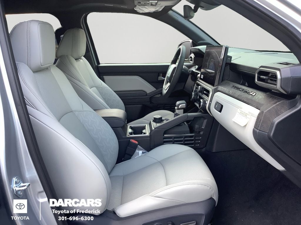 2026 Toyota Tacoma Limited - Photo 27