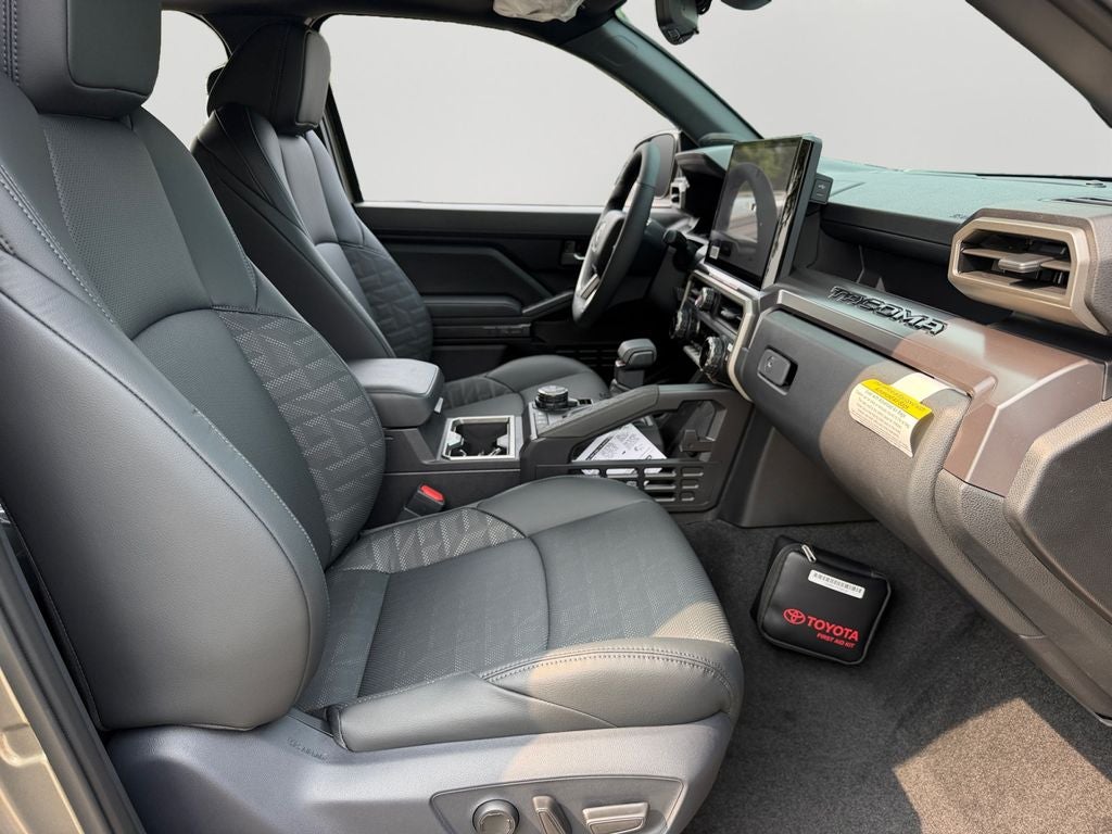 2026 Toyota Tacoma Hybrid TRD Off Road