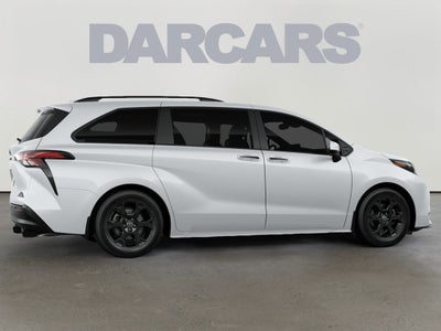 2026 Toyota Sienna Woodland Edition 7 Passenger