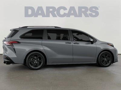 2026 Toyota Sienna Woodland Edition 7 Passenger