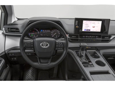 2026 Toyota Sienna LE 8 Passenger