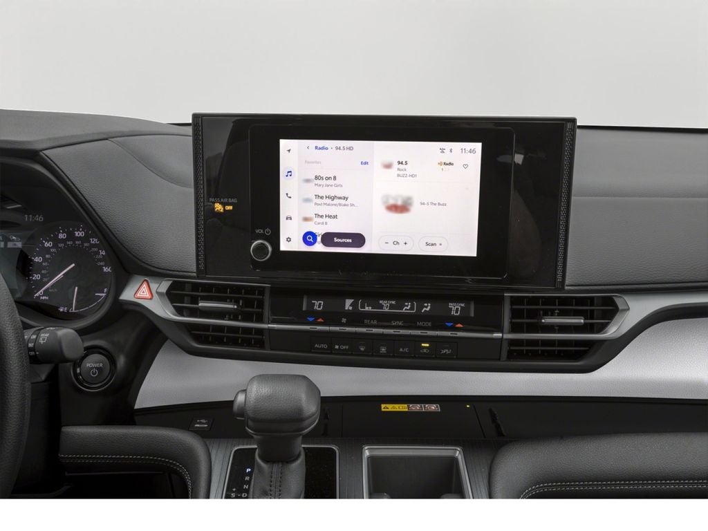 2026 Toyota Sienna LE 8 Passenger