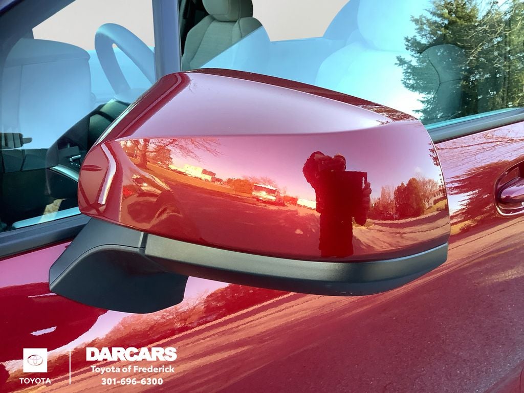 2026 Toyota Sienna LE 8 Passenger