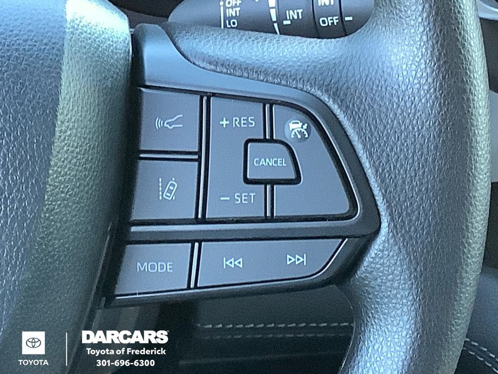 2026 Toyota Sienna LE 8 Passenger