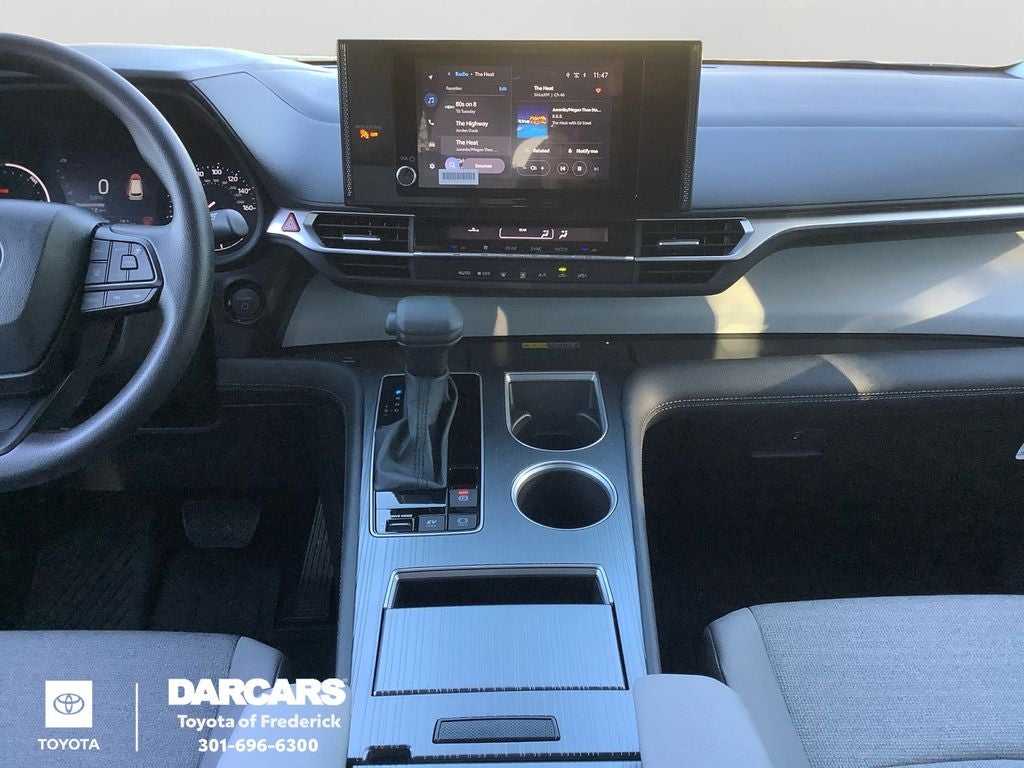 2026 Toyota Sienna LE 8 Passenger