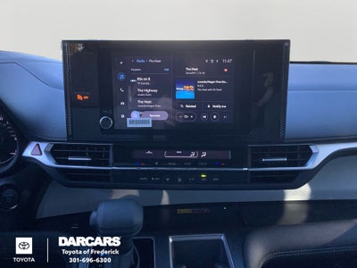 2026 Toyota Sienna LE 8 Passenger