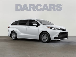 2026 Toyota Sienna LE 8 Passenger