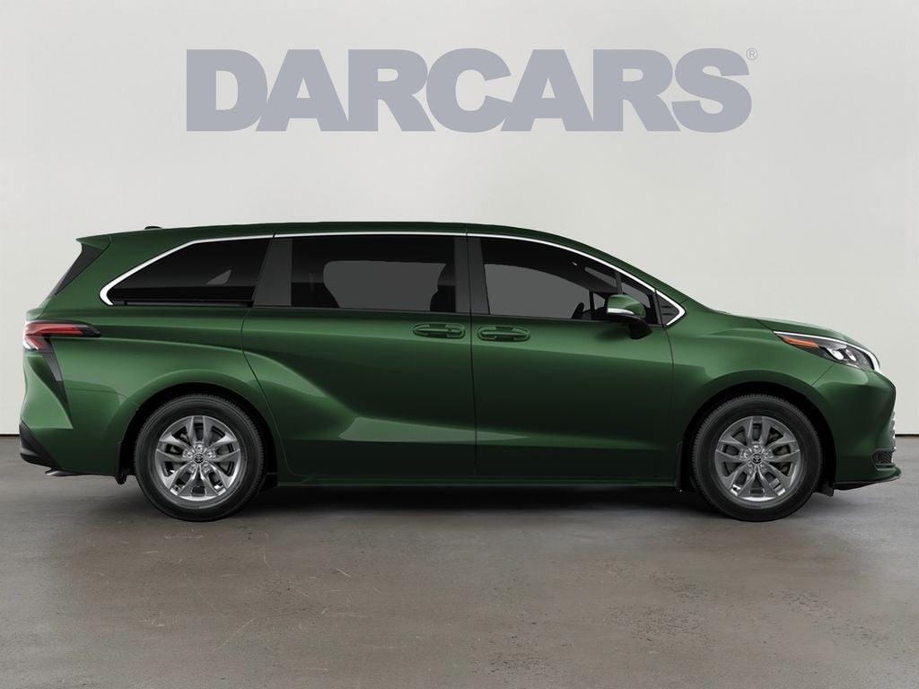 2026 Toyota Sienna LE 8 Passenger
