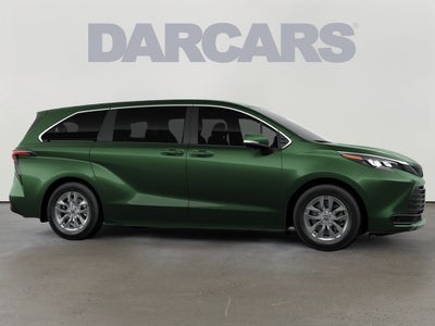 2026 Toyota Sienna LE 8 Passenger