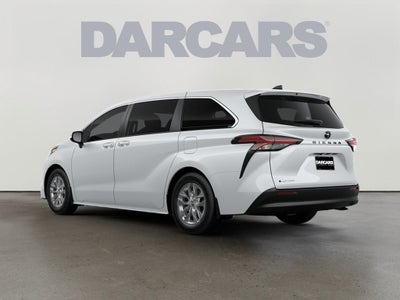 2026 Toyota Sienna LE 8 Passenger