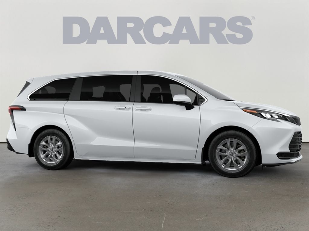 2026 Toyota Sienna LE 8 Passenger