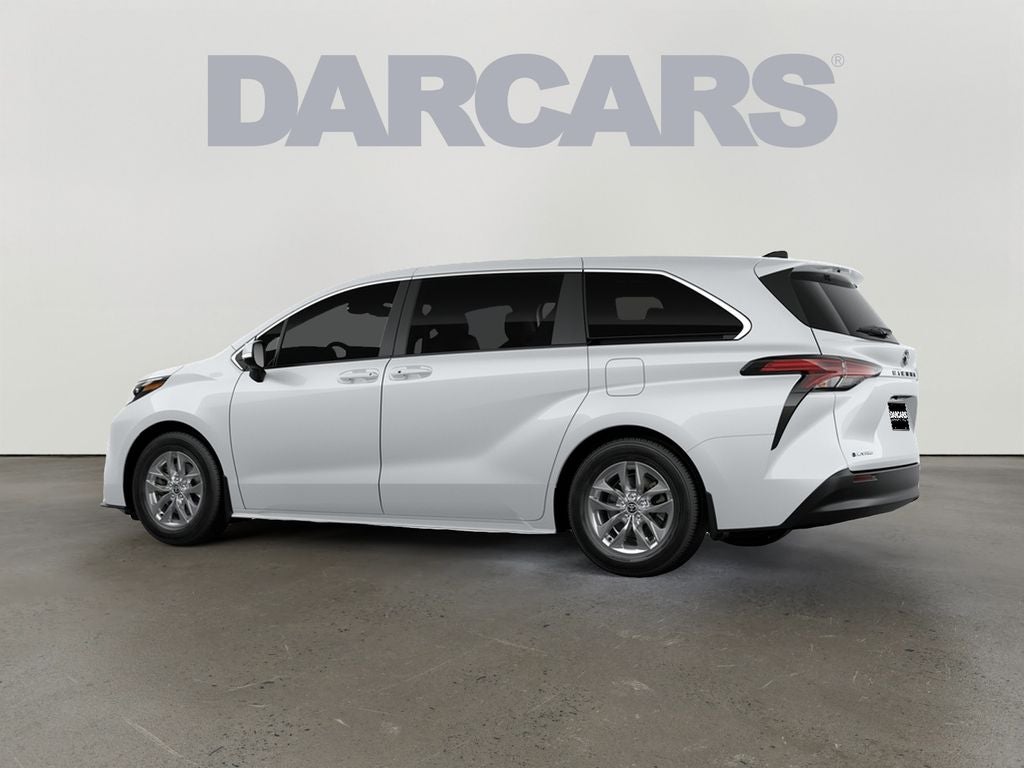 2026 Toyota Sienna LE 8 Passenger