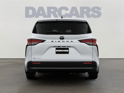 2026 Toyota Sienna LE 8 Passenger