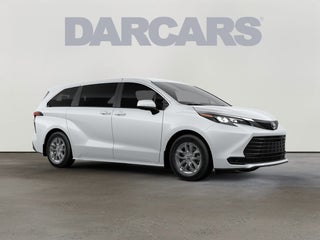 2026 Toyota Sienna LE 8 Passenger