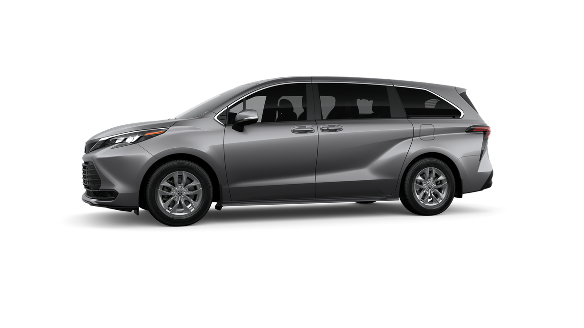 2026 Toyota Sienna LE 8 Passenger
