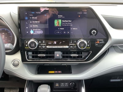 2026 Toyota Highlander Hybrid Limited