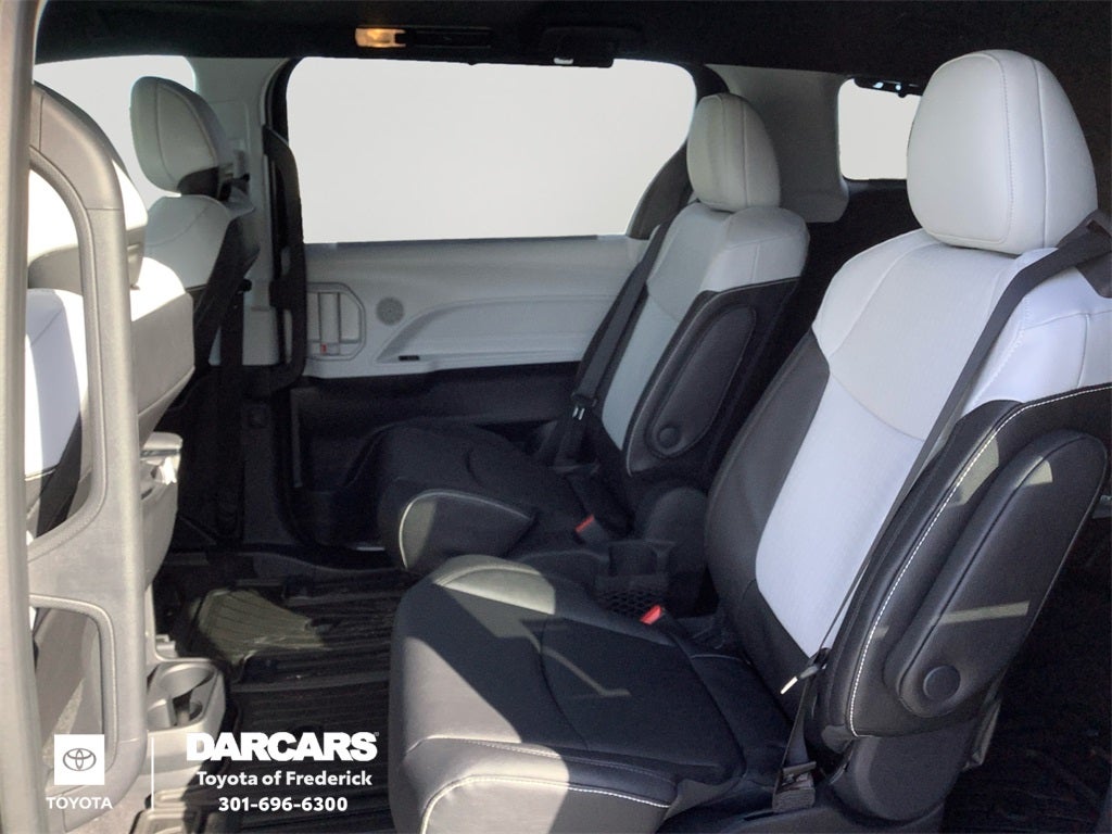 2026 Toyota Sienna XSE 7 Passenger