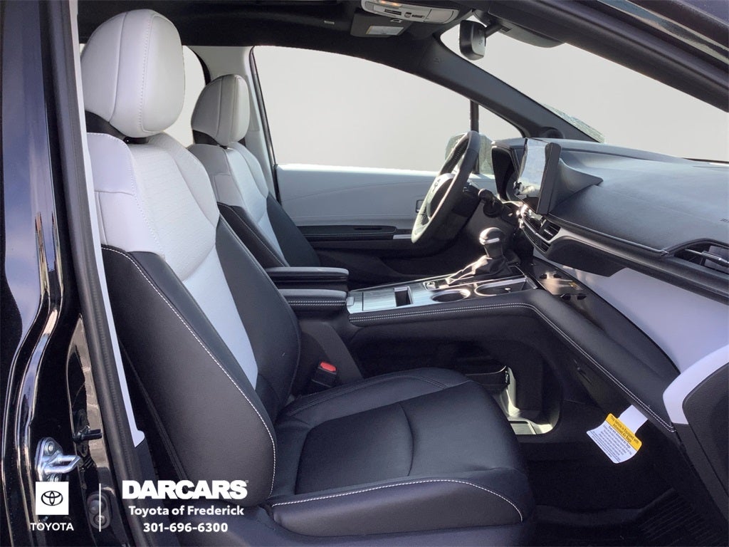 2026 Toyota Sienna XSE 7 Passenger