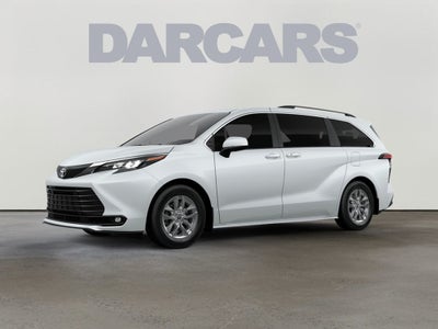 2026 Toyota Sienna XLE 8 Passenger