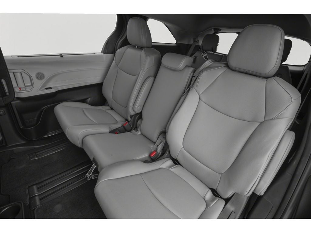 2026 Toyota Sienna XLE 7 Passenger