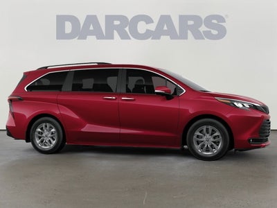 2026 Toyota Sienna XLE 8 Passenger