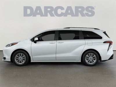 2026 Toyota Sienna XLE 8 Passenger