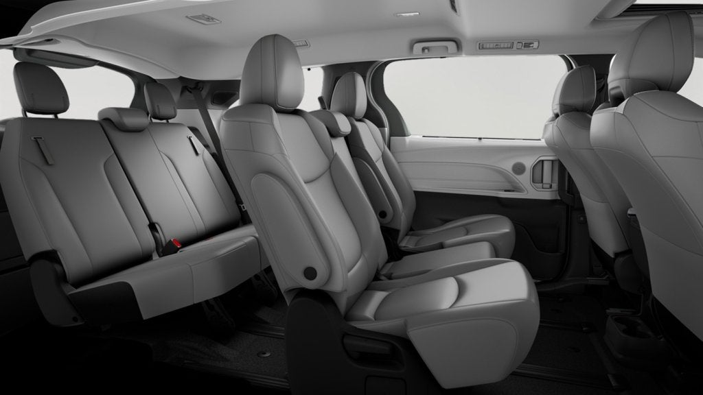 2026 Toyota Sienna XLE 8 Passenger