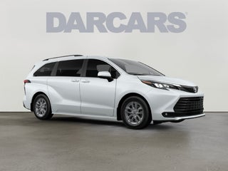 2026 Toyota Sienna XLE 8 Passenger